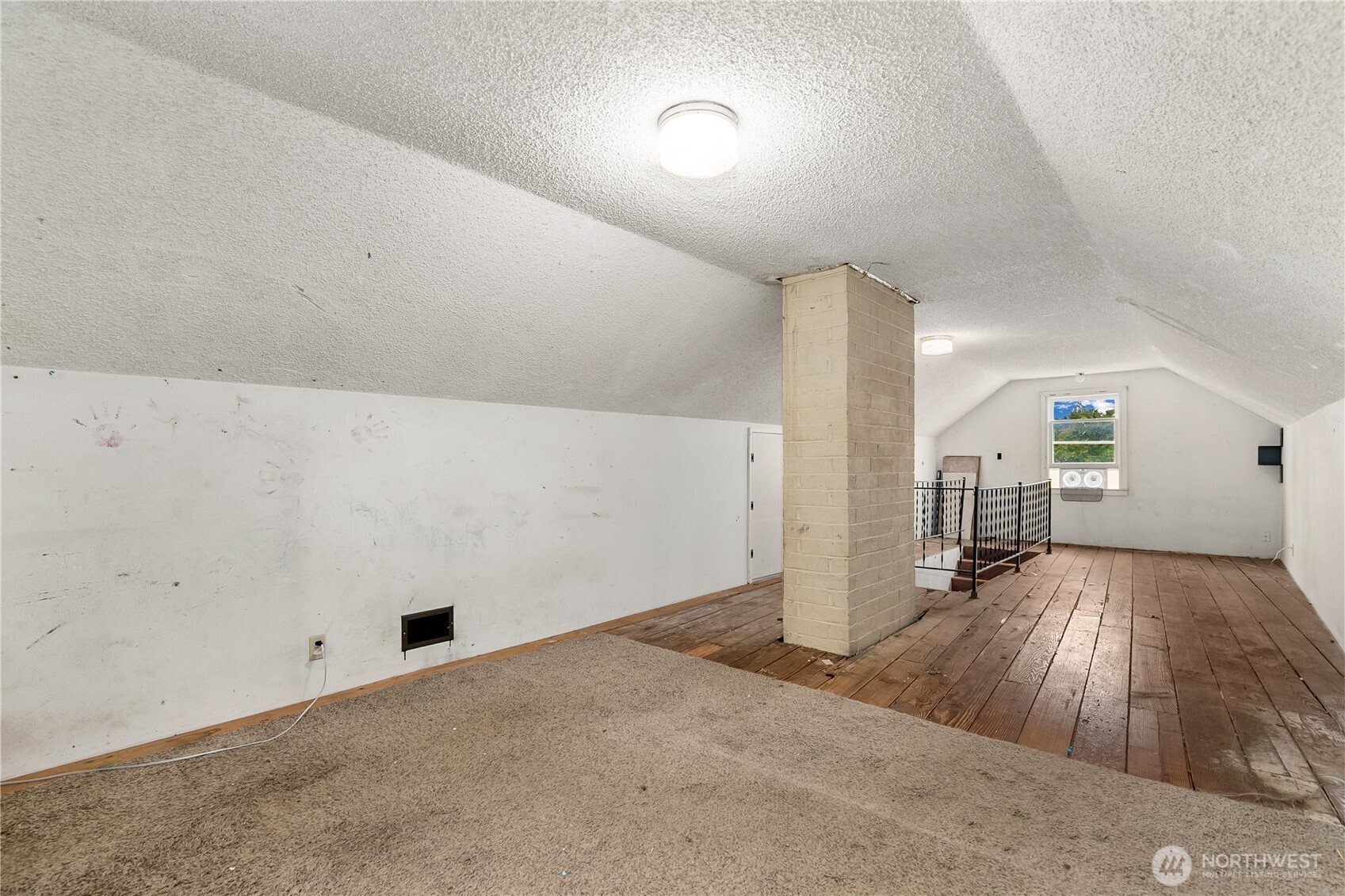 215 99th Street Property Photo 15