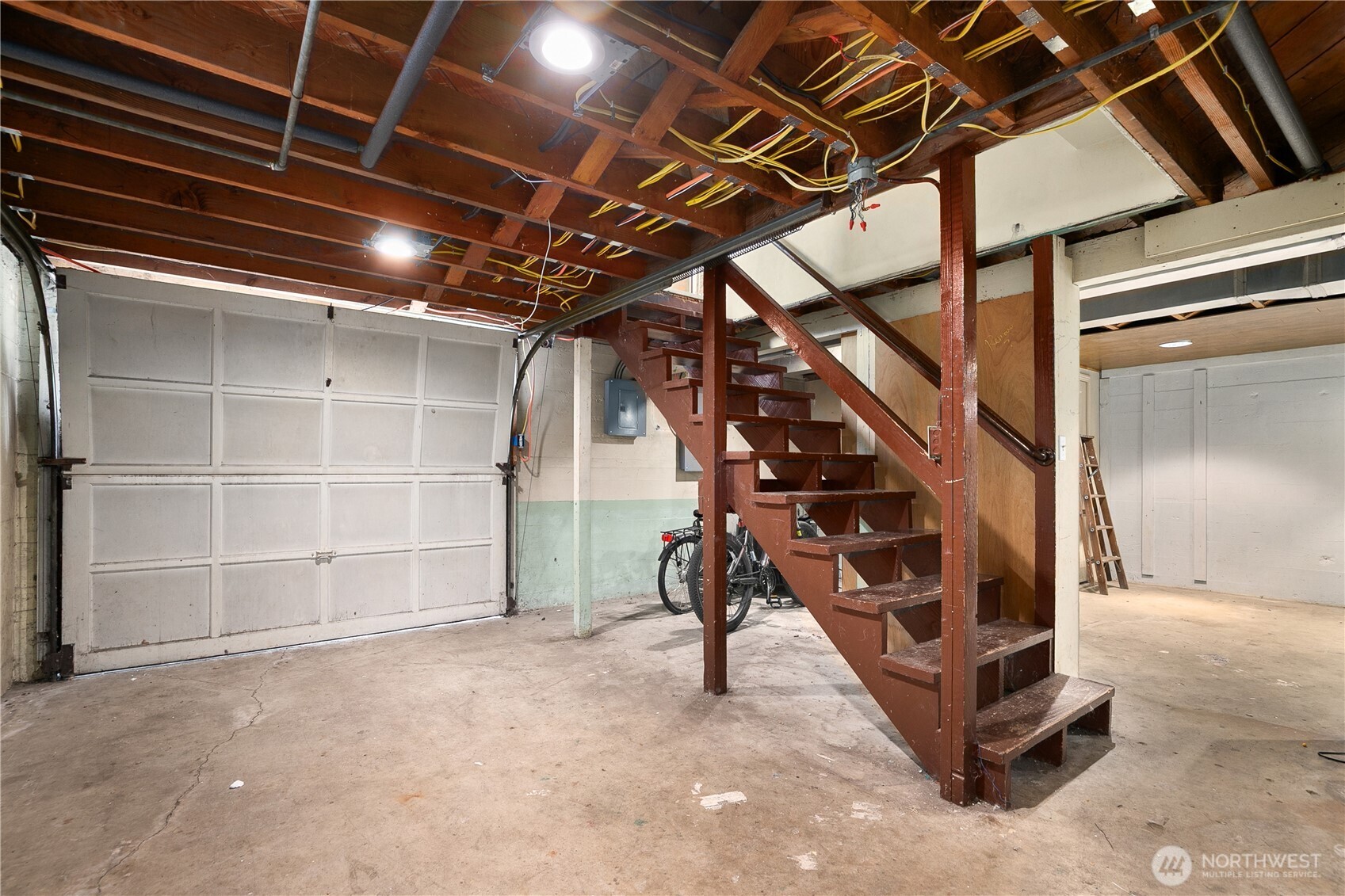 215 99th Street Property Photo 18
