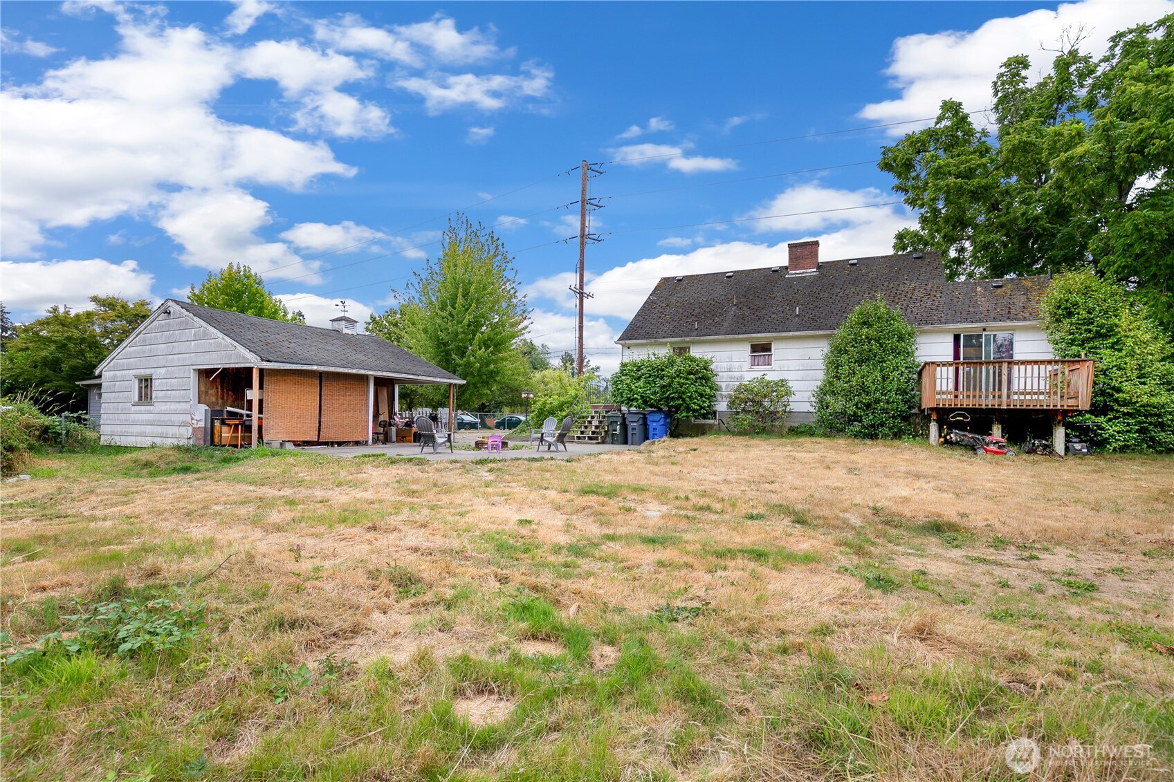 215 99th Street Property Photo 21