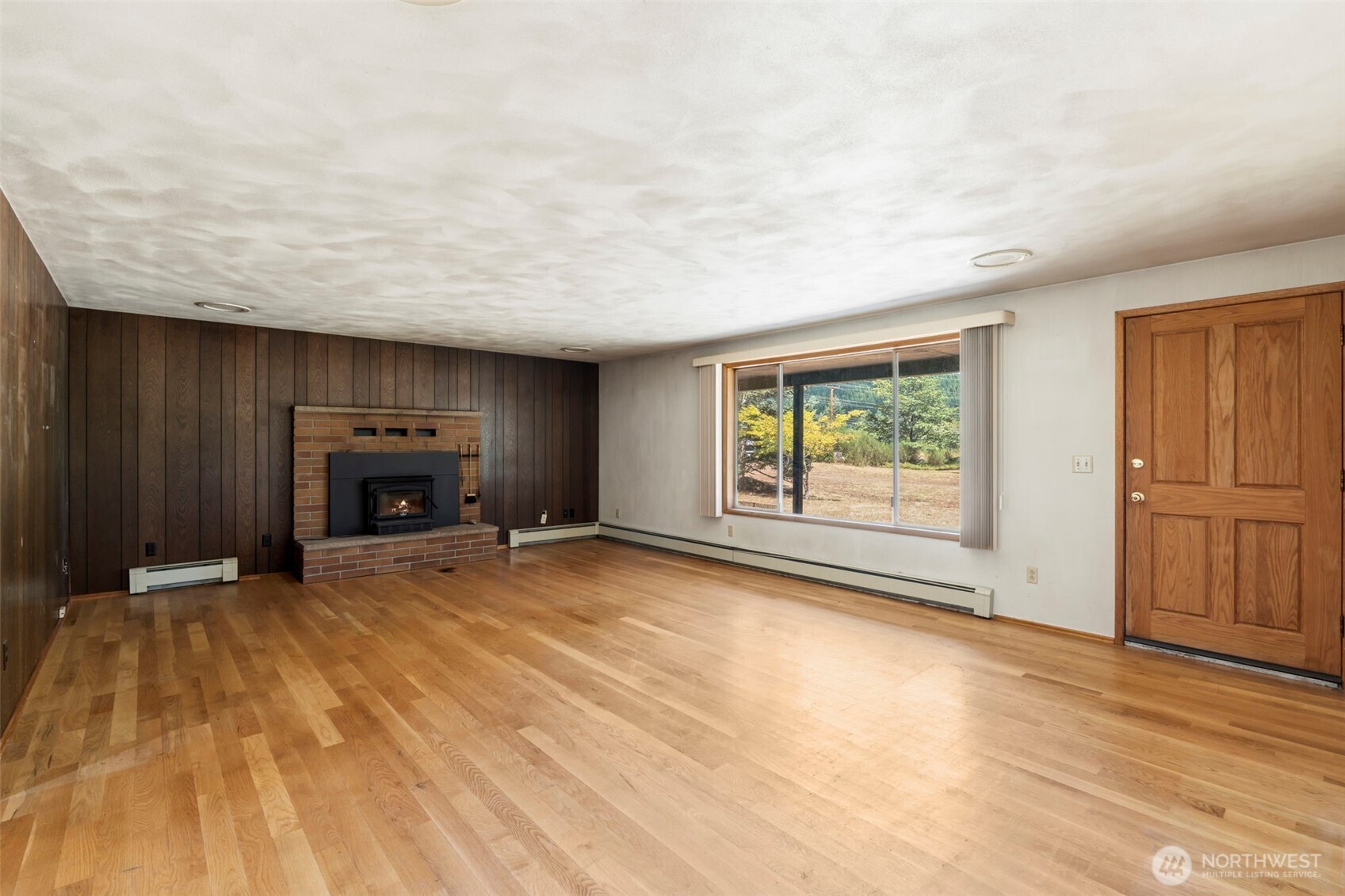 1835 Maple Valley Road Property Photo 8