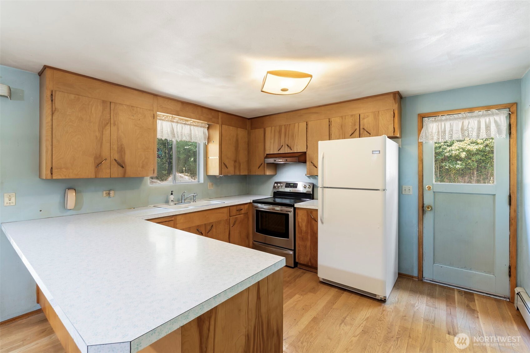 1835 Maple Valley Road Property Photo 12
