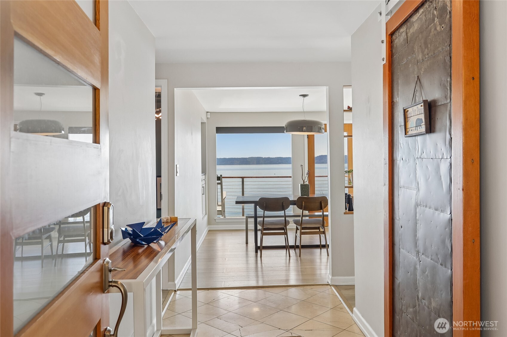 12905 Standring Lane Property Photo 3