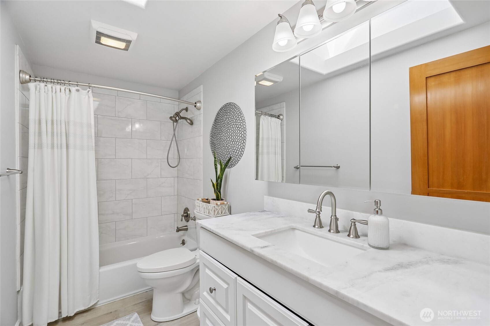 12905 Standring Lane Property Photo 20