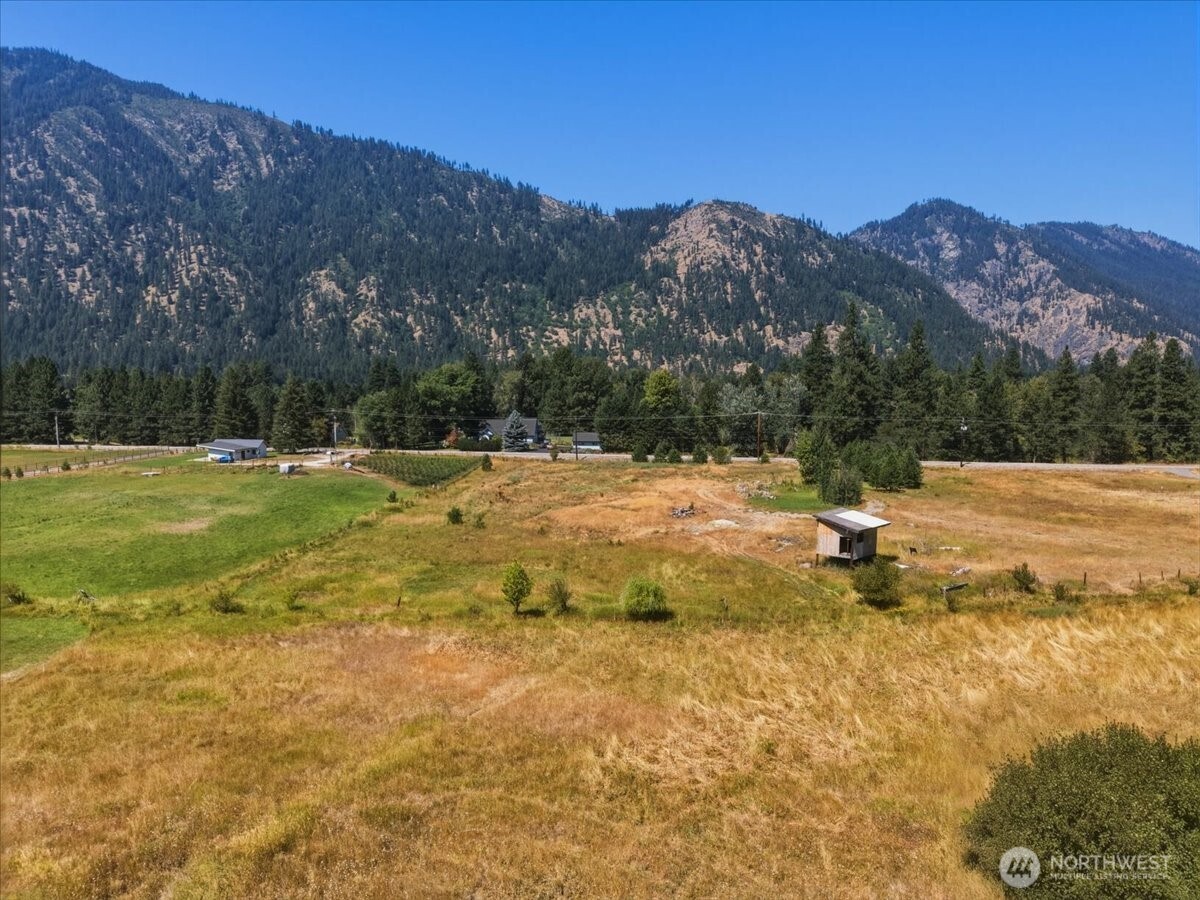 8237 E Leavenworth Road Property Photo 3
