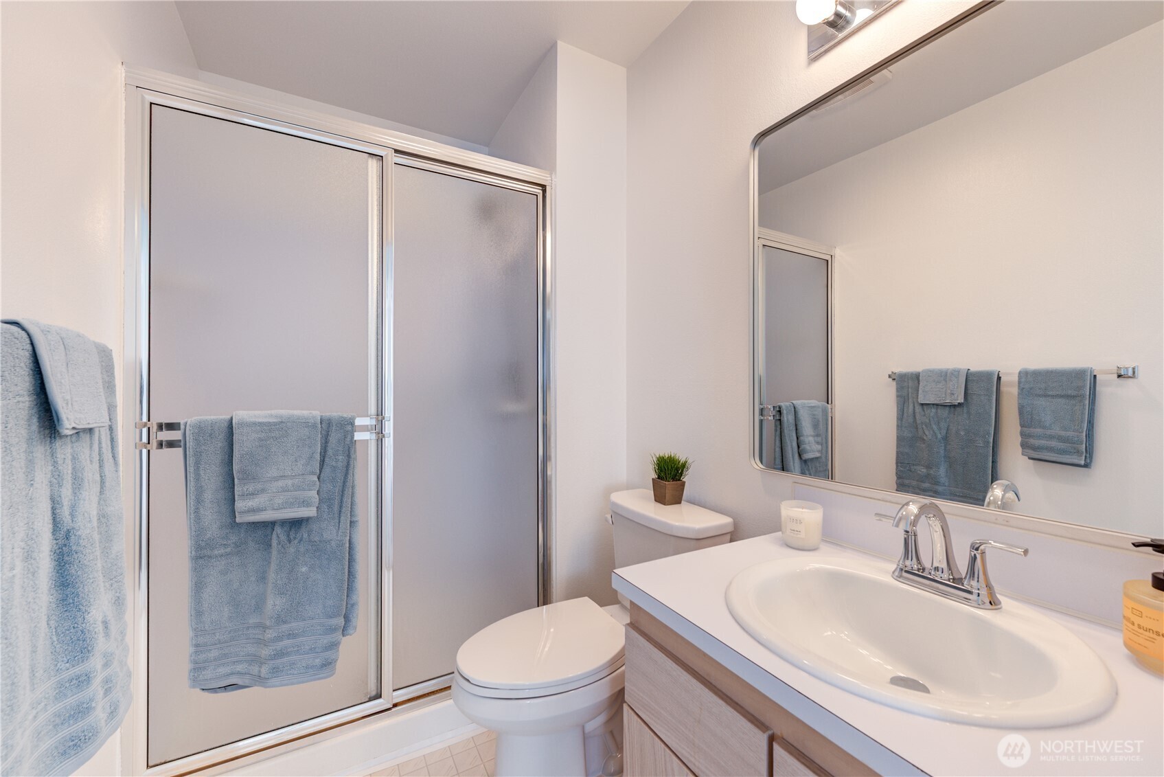 18210 73rd Avenue 304 Property Photo 12