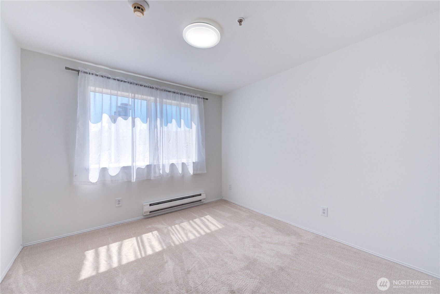 18210 73rd Avenue 304 Property Photo 15