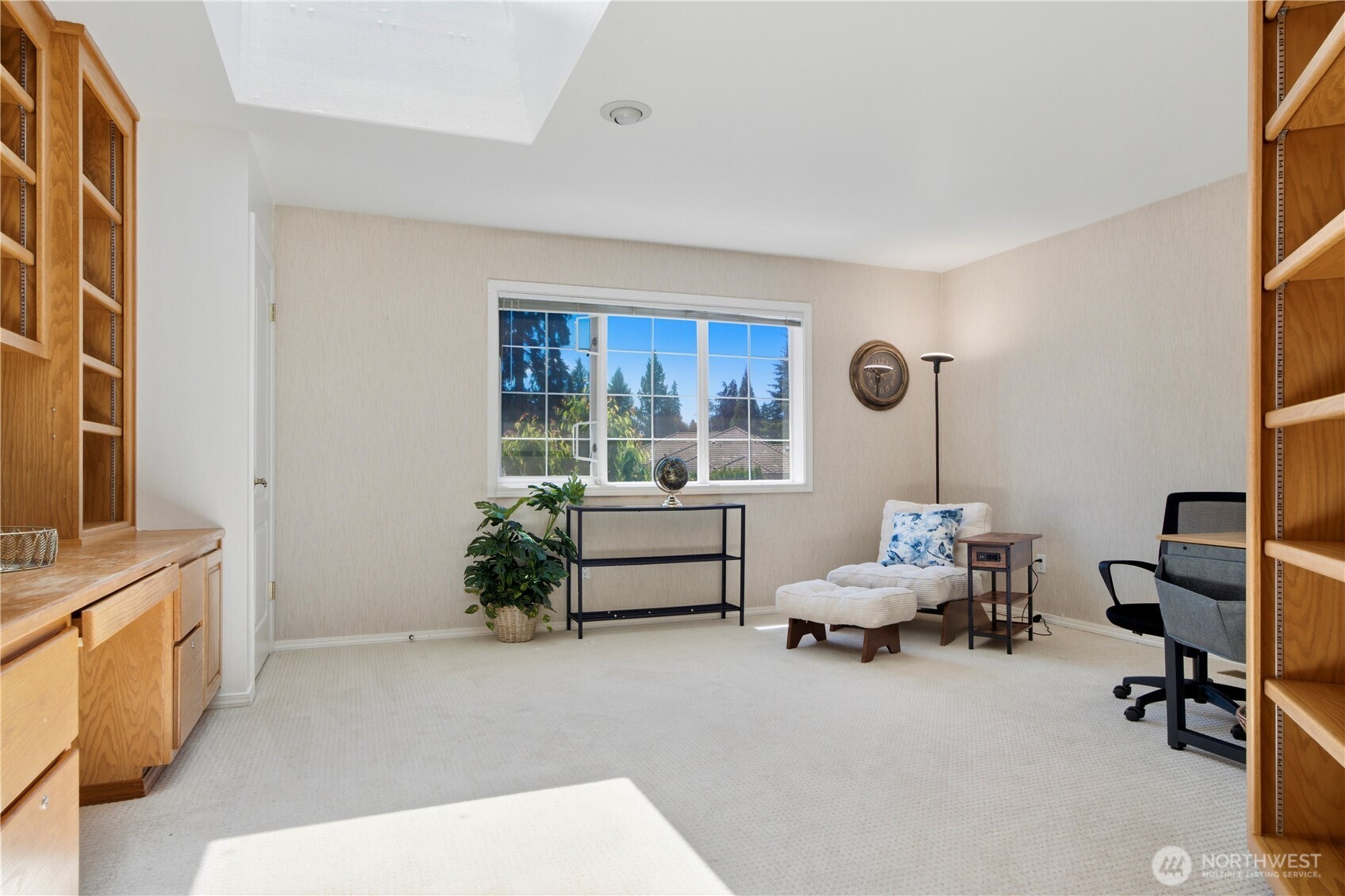 2000 Village Green Drive 26 Property Photo 17
