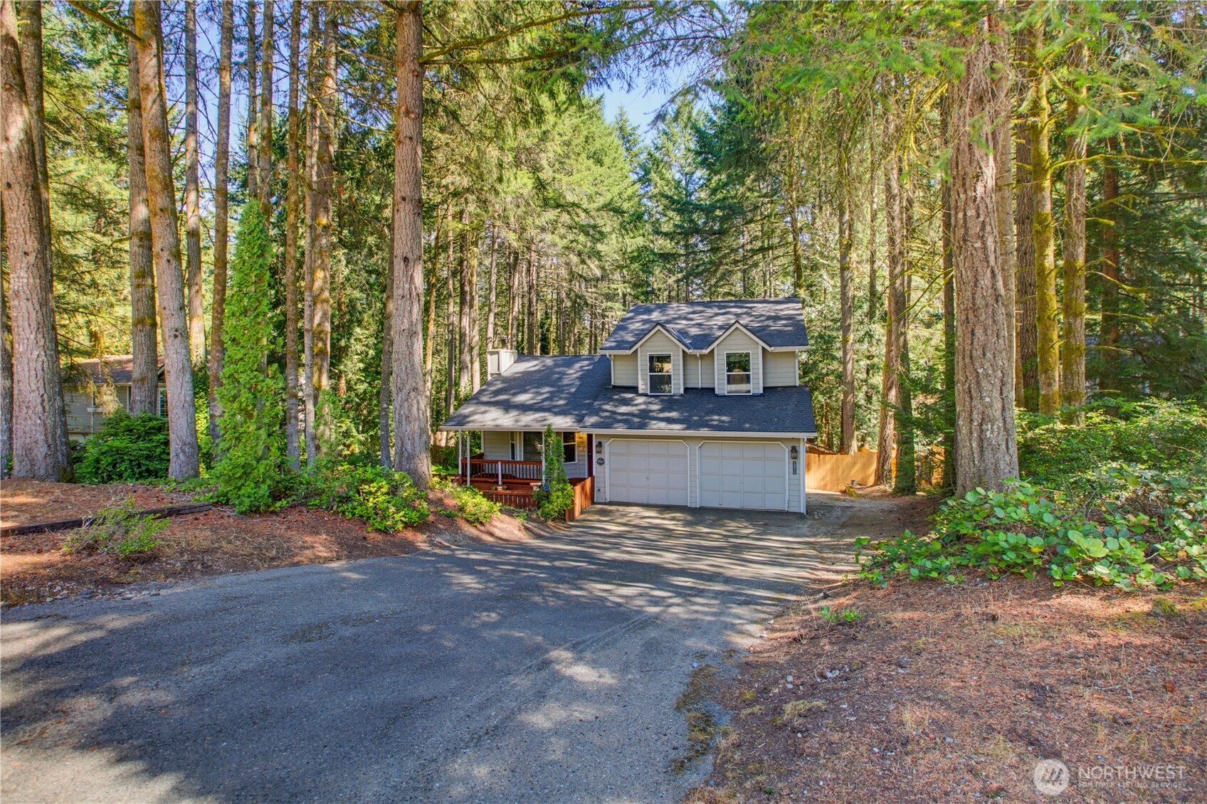 10015 Jimi Place Property Photo 2