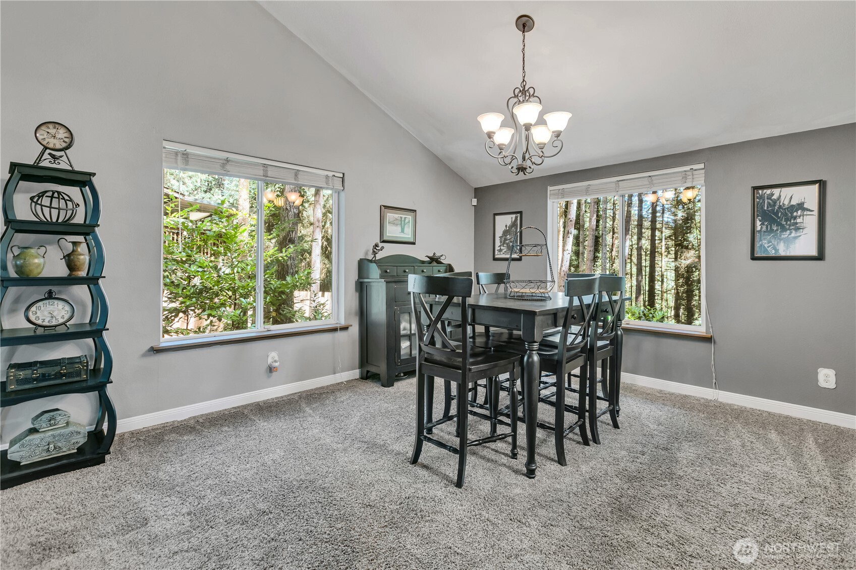 10015 Jimi Place Property Photo 9