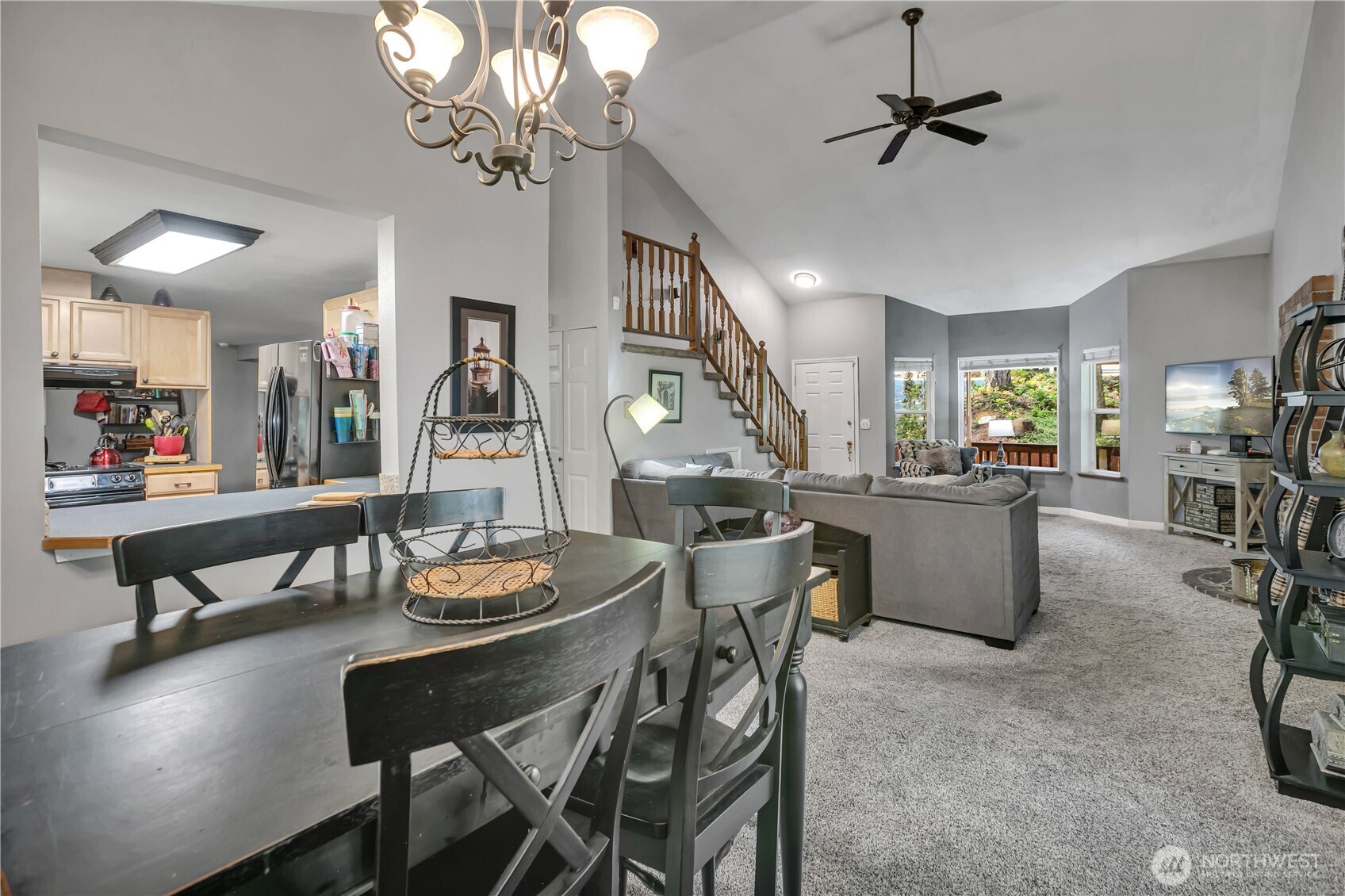 10015 Jimi Place Property Photo 11