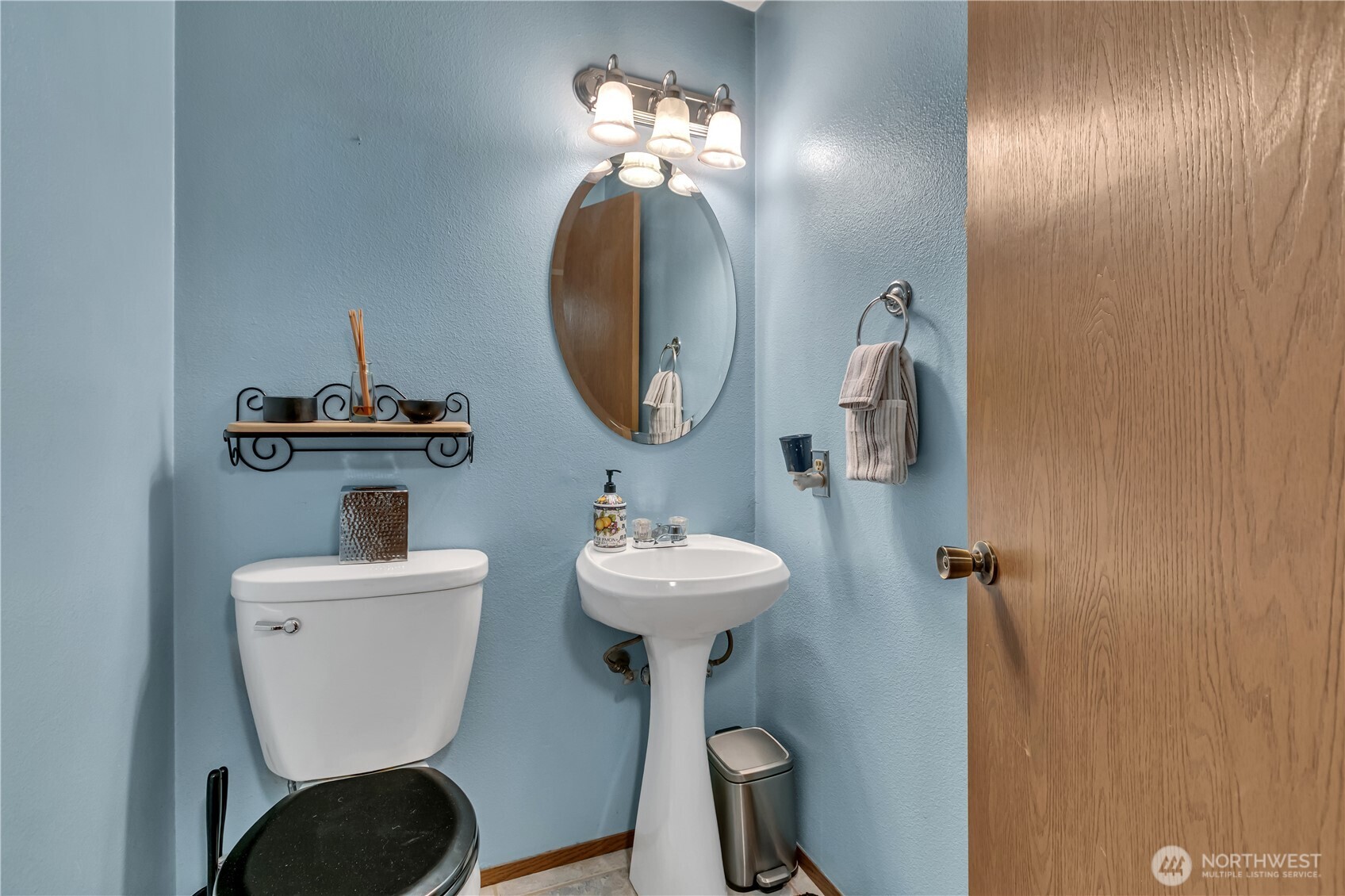 10015 Jimi Place Property Photo 18