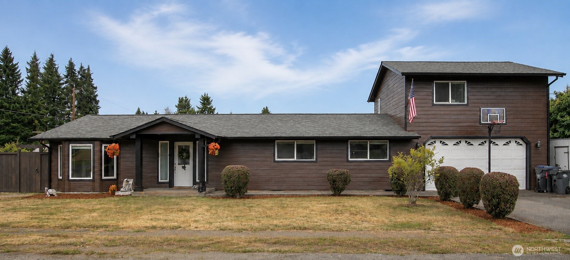 815 E Simpson Avenue Property Photo 2