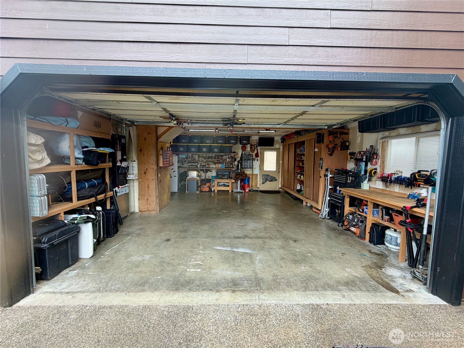 815 E Simpson Avenue Property Photo 24