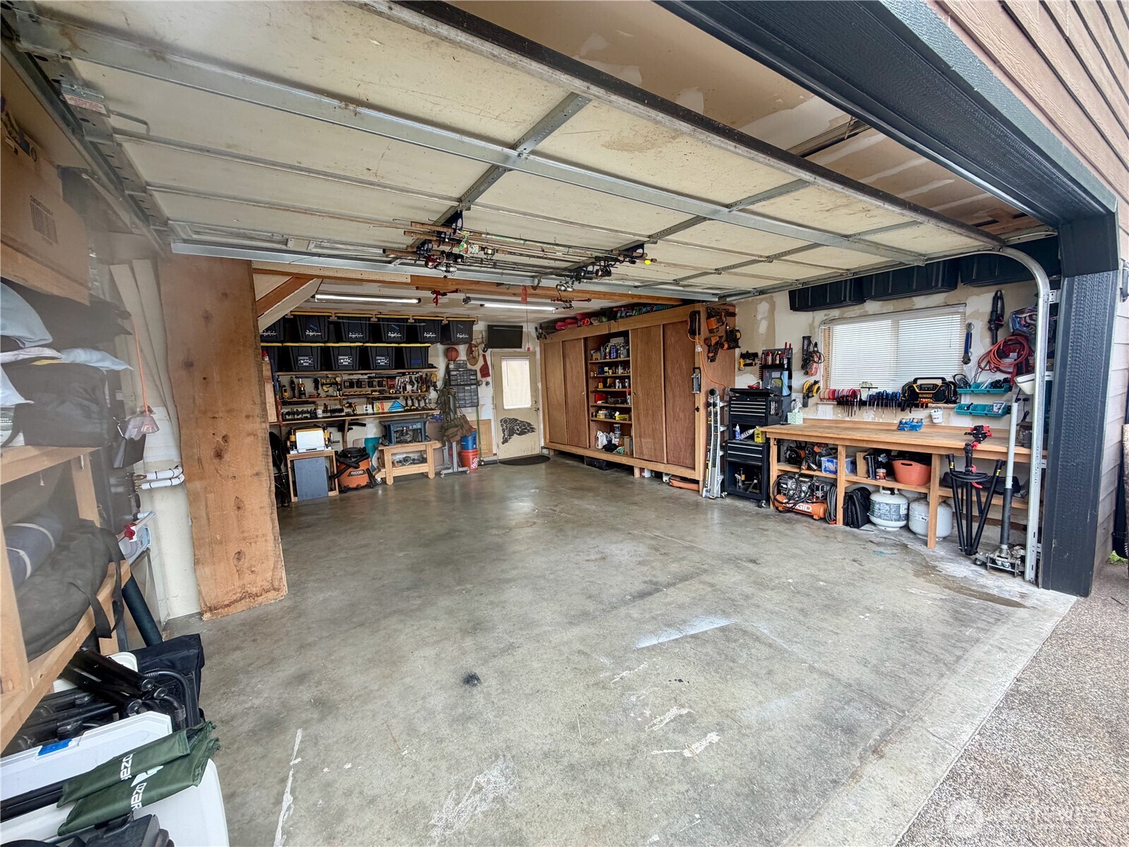815 E Simpson Avenue Property Photo 26