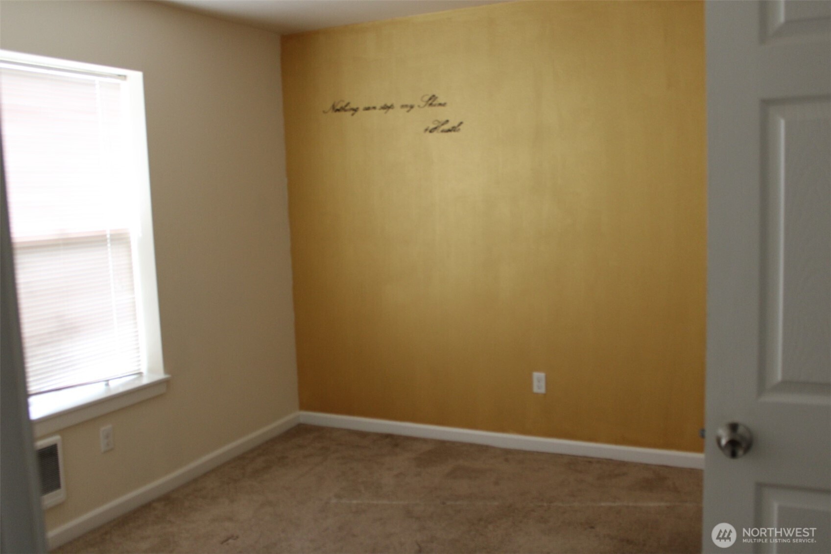 8921 Commercial Street Property Photo 15