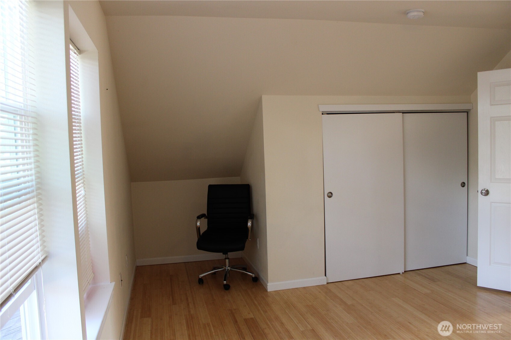 8921 Commercial Street Property Photo 28