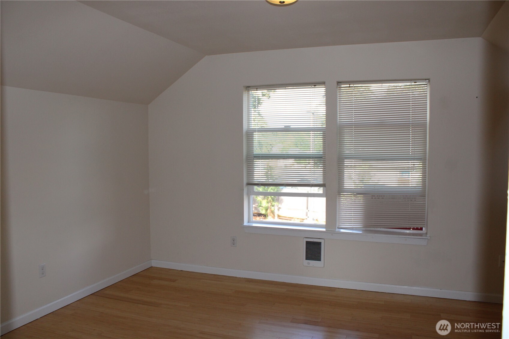 8921 Commercial Street Property Photo 29