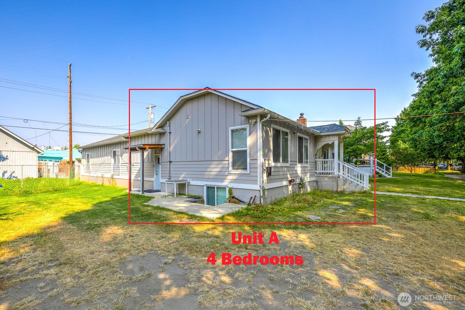 2326 Mcdougall Avenue Property Photo 3