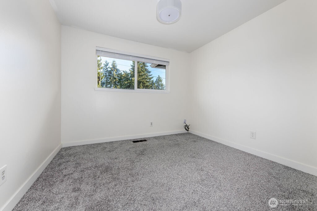 4601 238th Place Property Photo 12