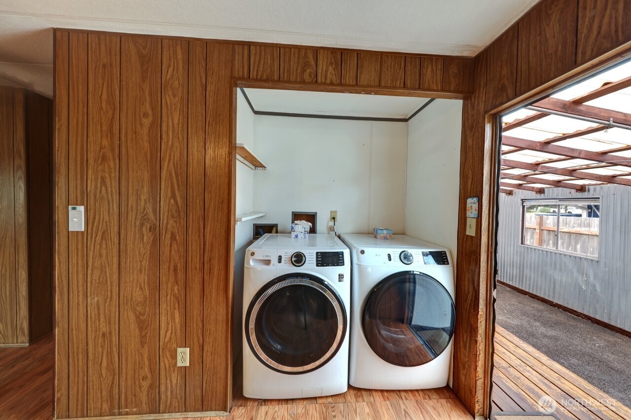 1506 266th Place Property Photo 11