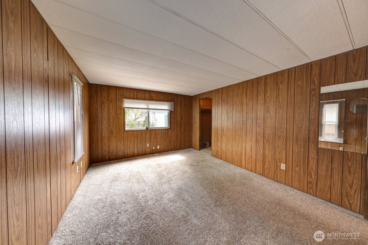 1506 266th Place Property Photo 21