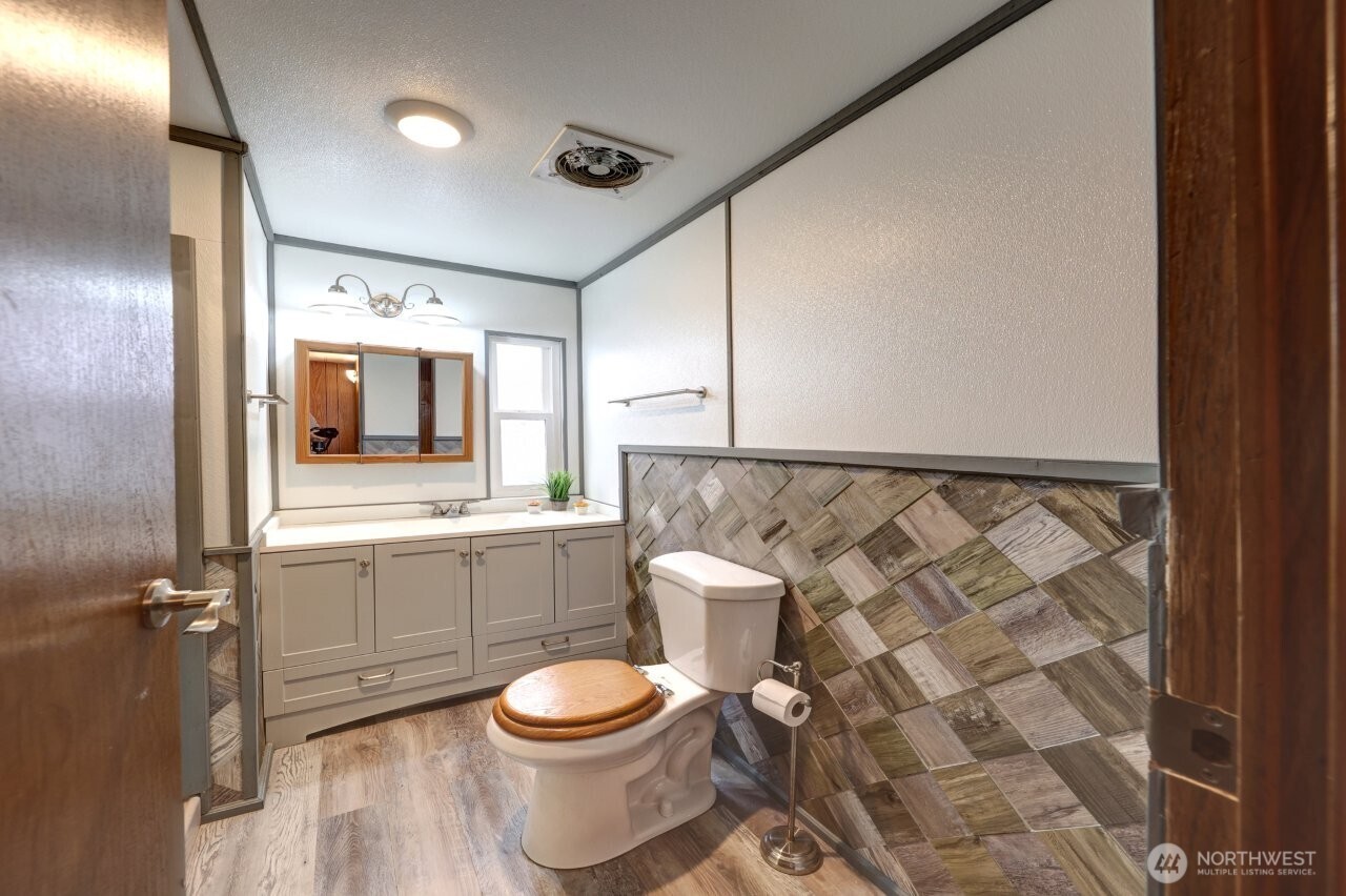 1506 266th Place Property Photo 24