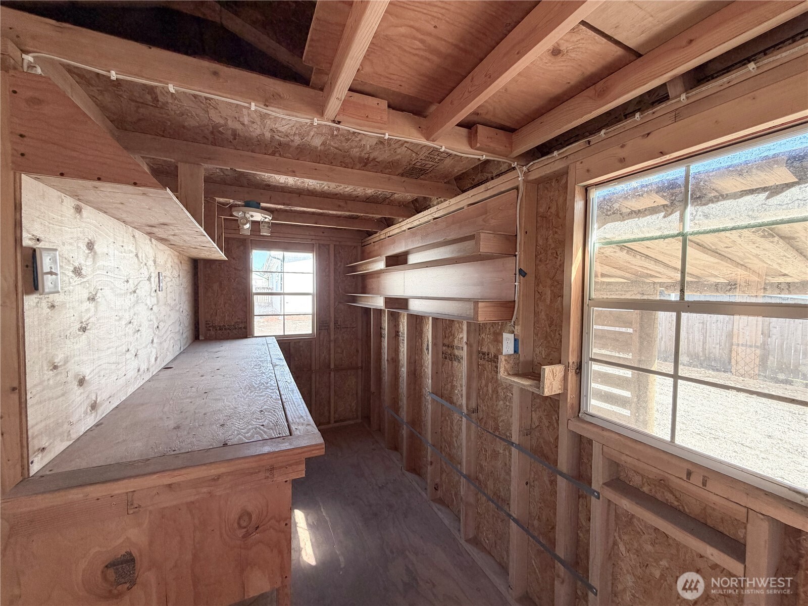 713 B Street Property Photo 15