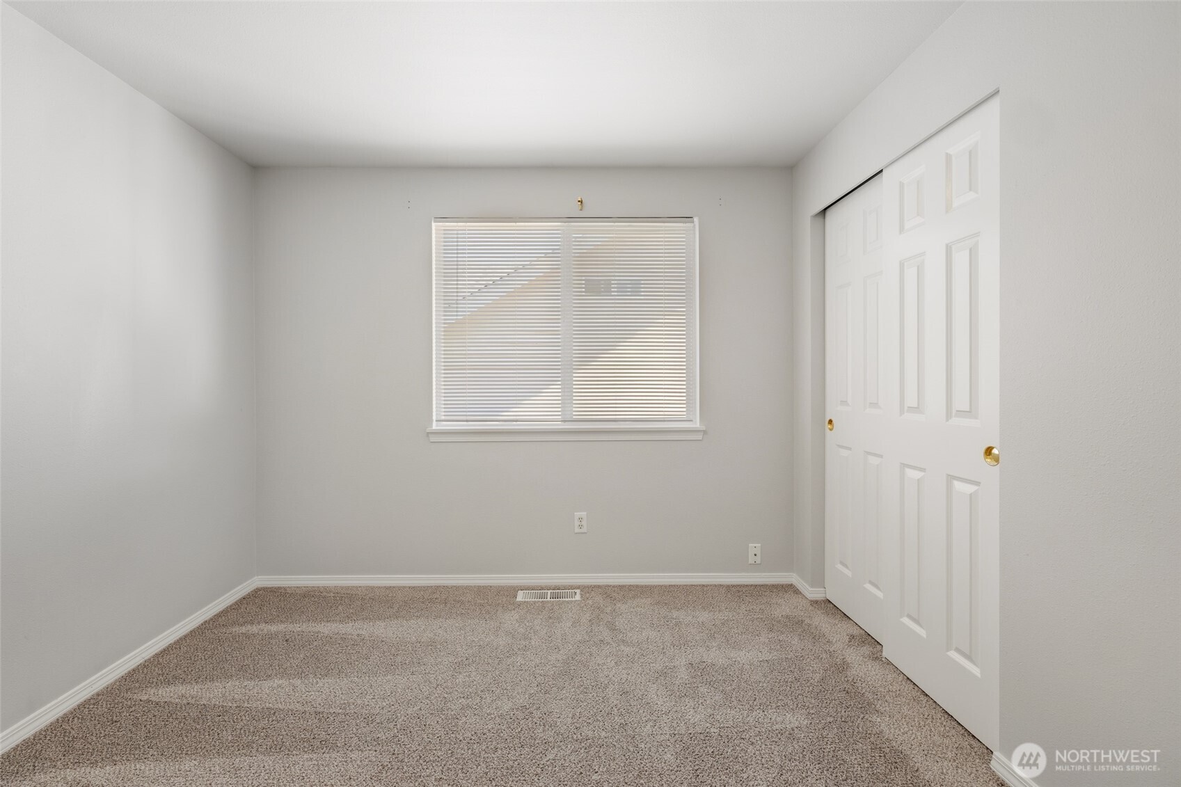 8658 S 123rd Street Property Photo 20