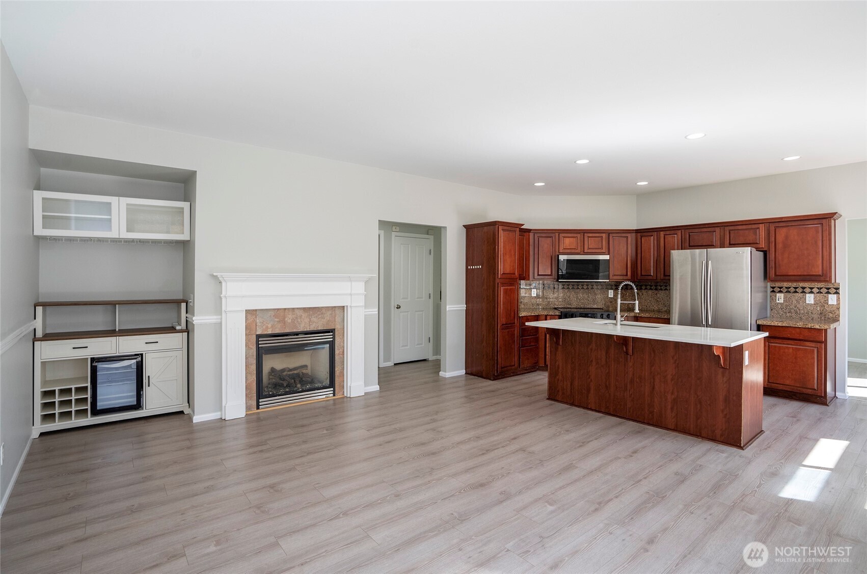 4020 Tribute Avenue Property Photo 10