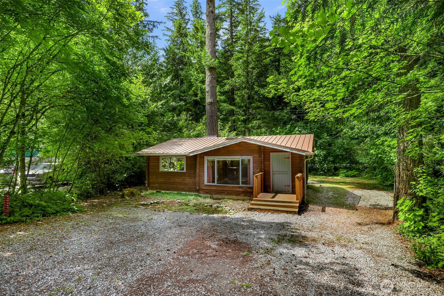 6105 Poppy Court Property Photo 3