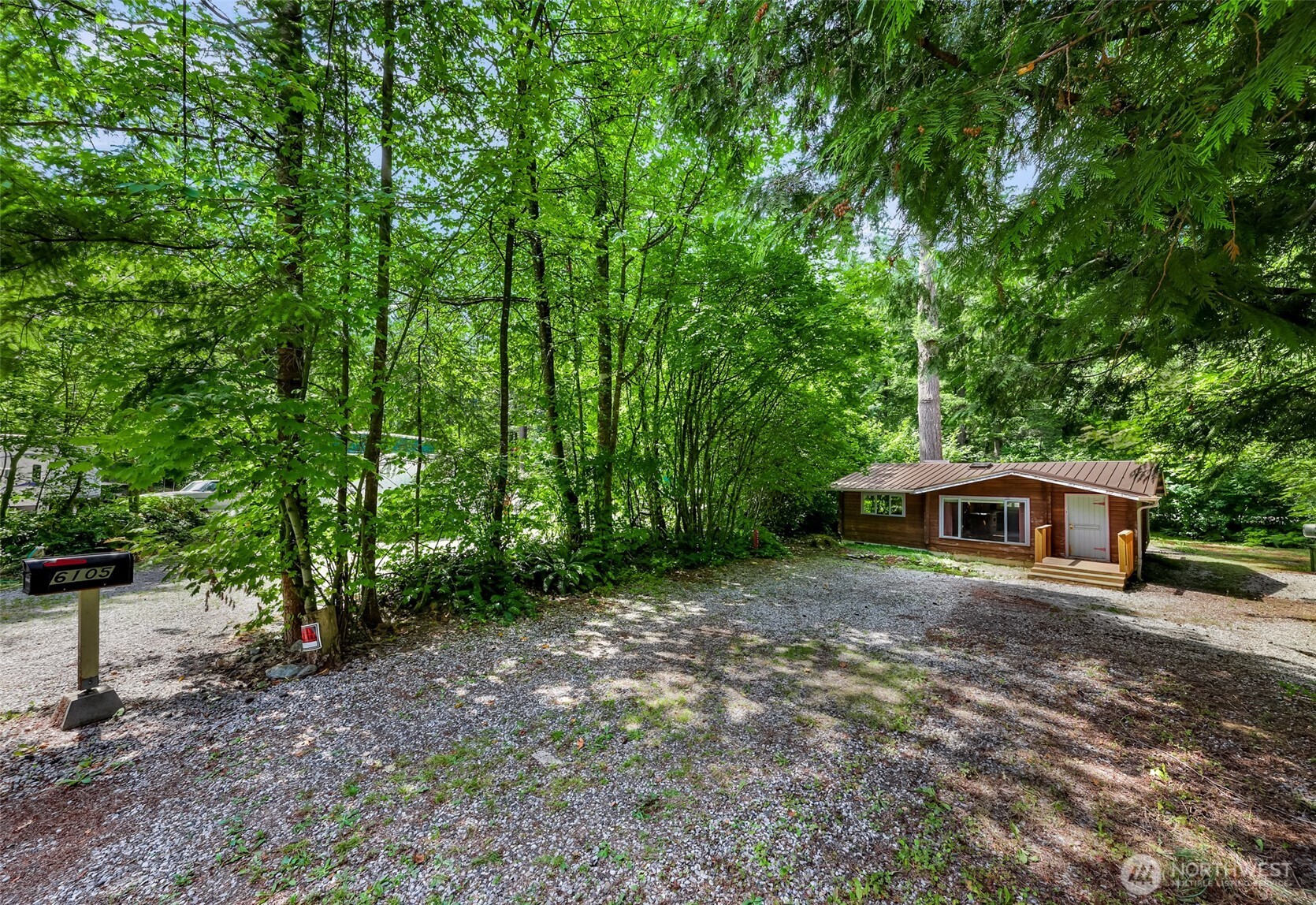 6105 Poppy Court Property Photo 5