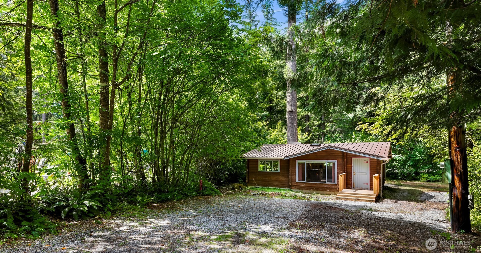 6105 Poppy Court Property Photo 6