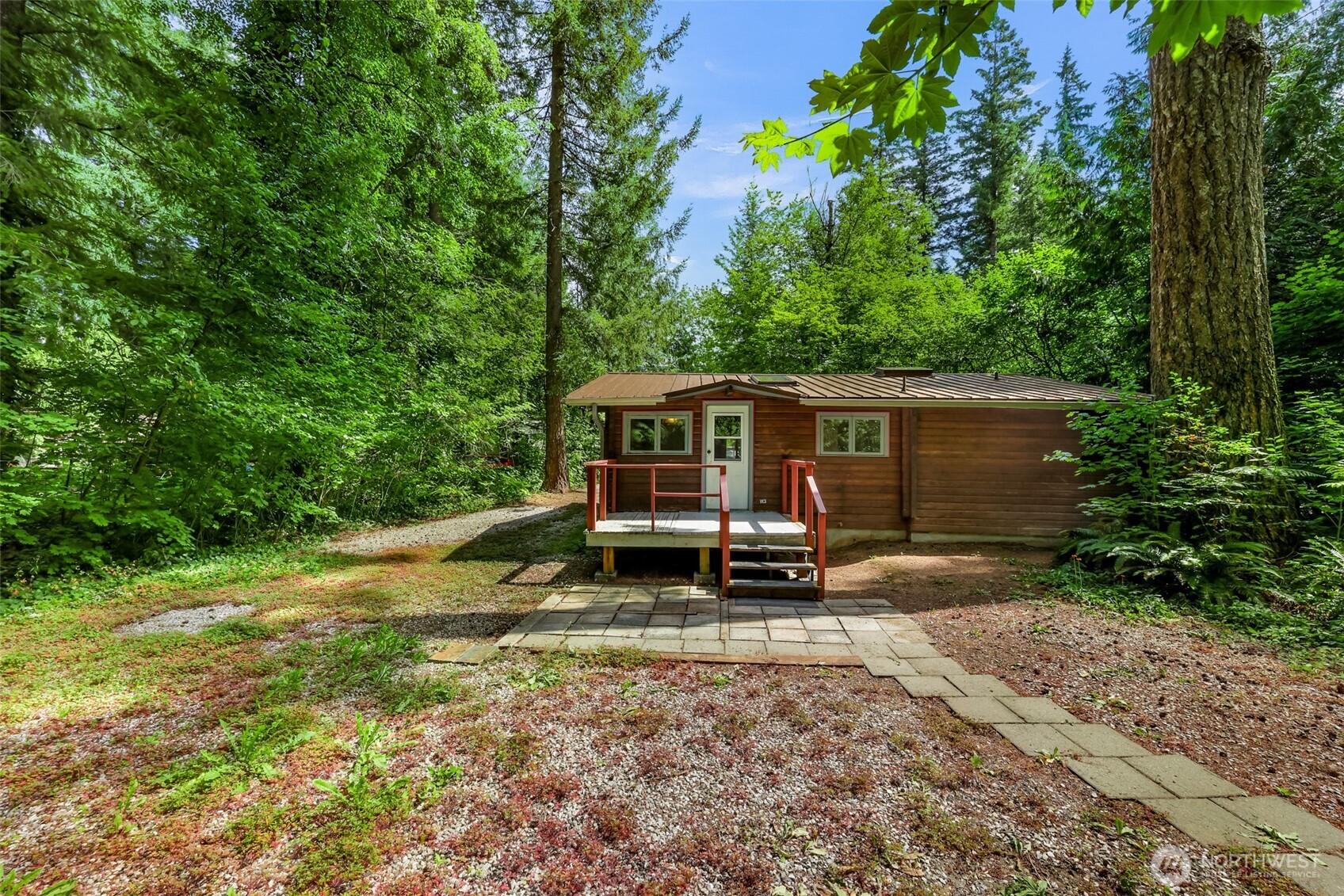 6105 Poppy Court Property Photo 7