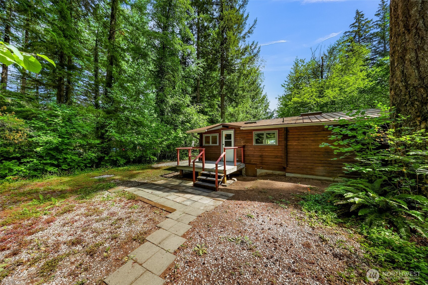 6105 Poppy Court Property Photo 8