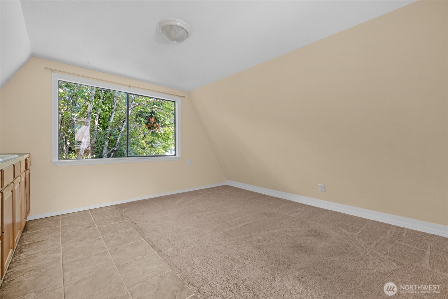 1010 Dyer Road Property Photo 27