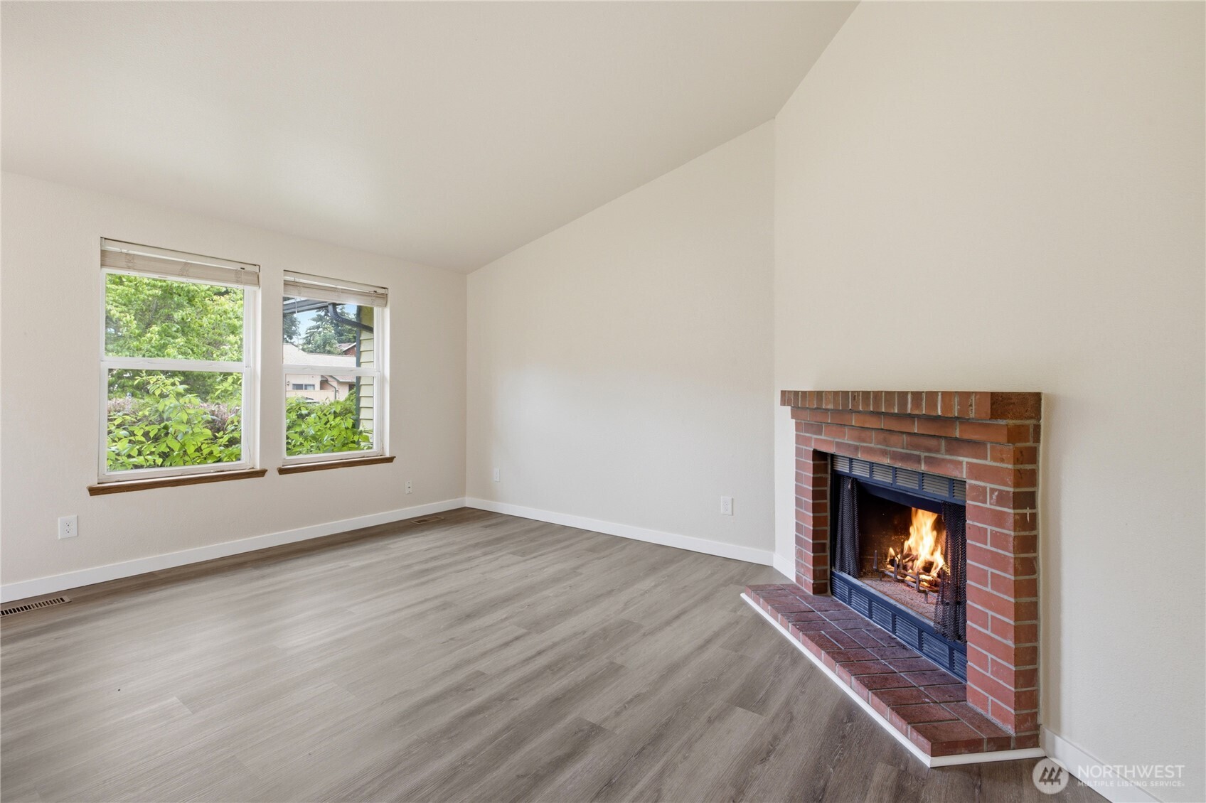 35311 19th Avenue Property Photo 5