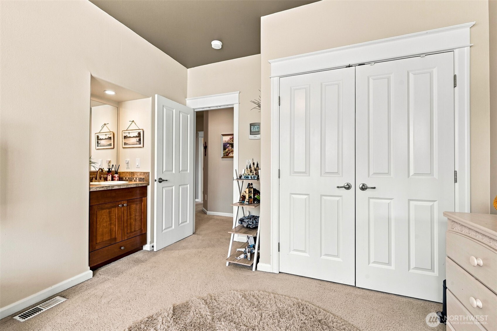 1720 52nd Avenue Property Photo 33