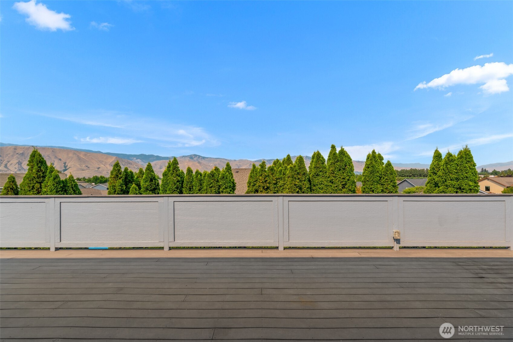 154 S Meadowbrook Lane Property Photo 14