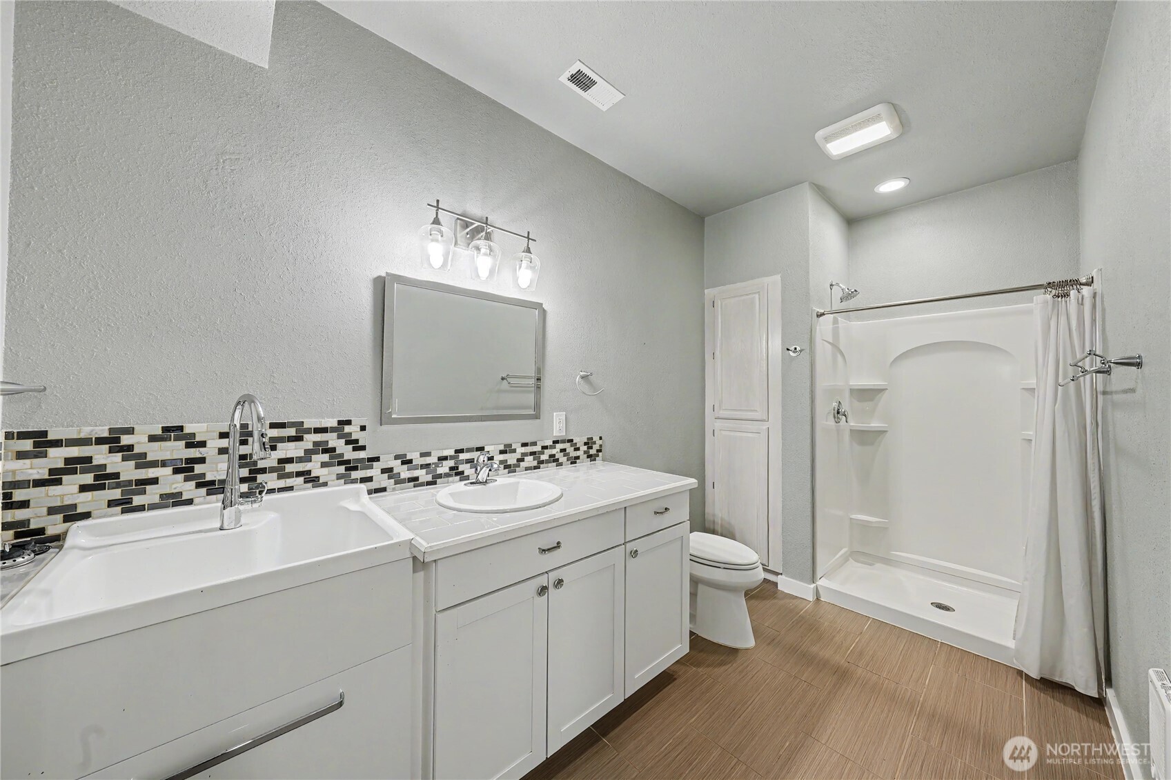 154 S Meadowbrook Lane Property Photo 30