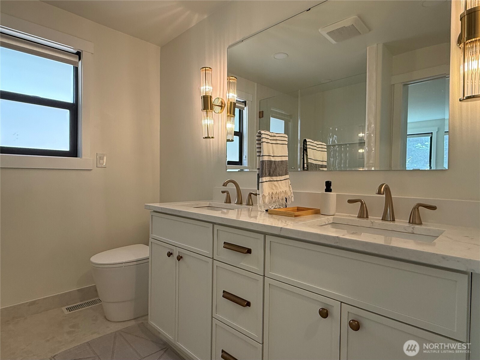 9323 Ne 124th Street Property Photo 15
