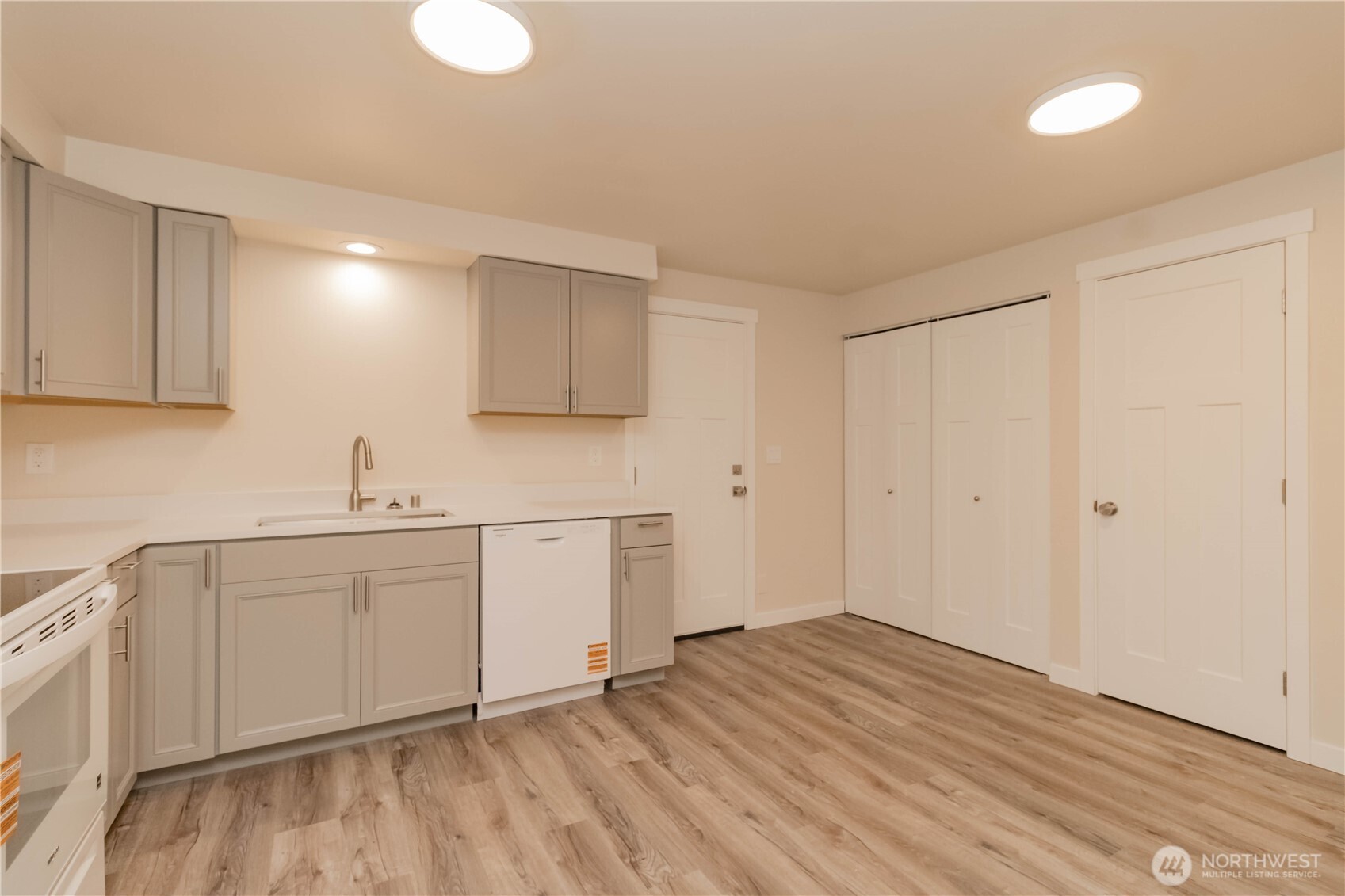 17520 6th Ave Ct E Property Photo 14