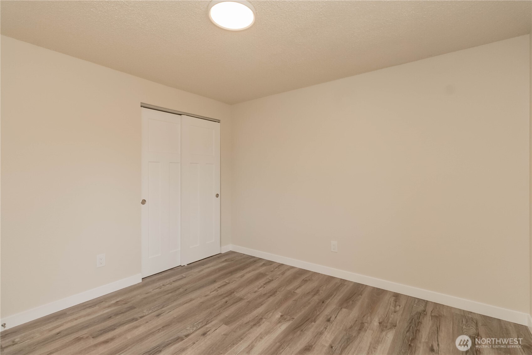 17520 6th Ave Ct E Property Photo 23