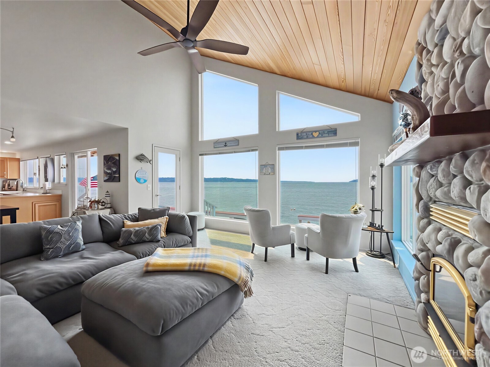 41 H S Beach Way Property Photo 8