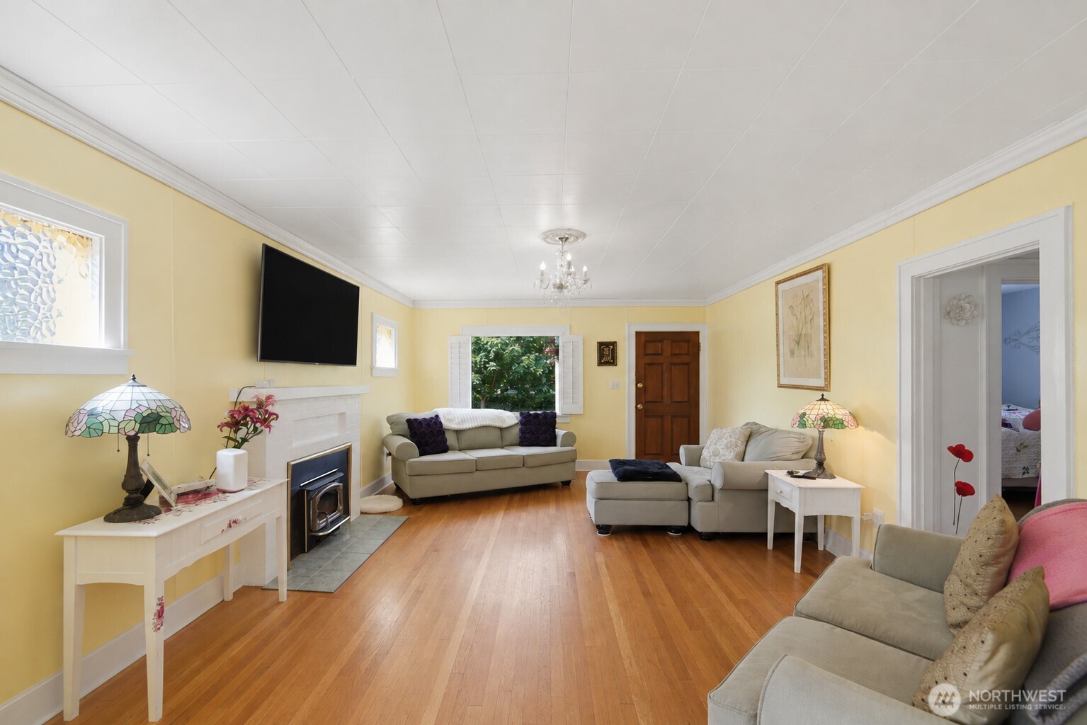 1515 Lombard Avenue Property Photo 4