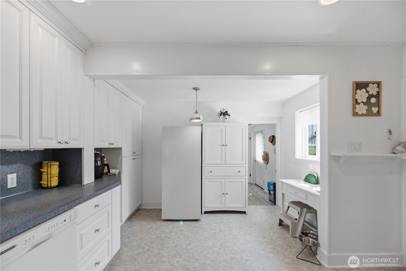 1515 Lombard Avenue Property Photo 11