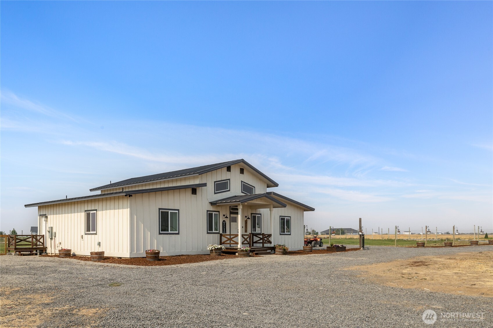 3277 Road 10.9 Property Photo 5