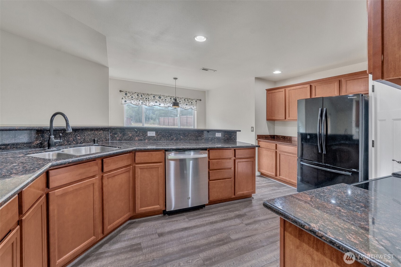 13915 Tomcat Lane Property Photo 8