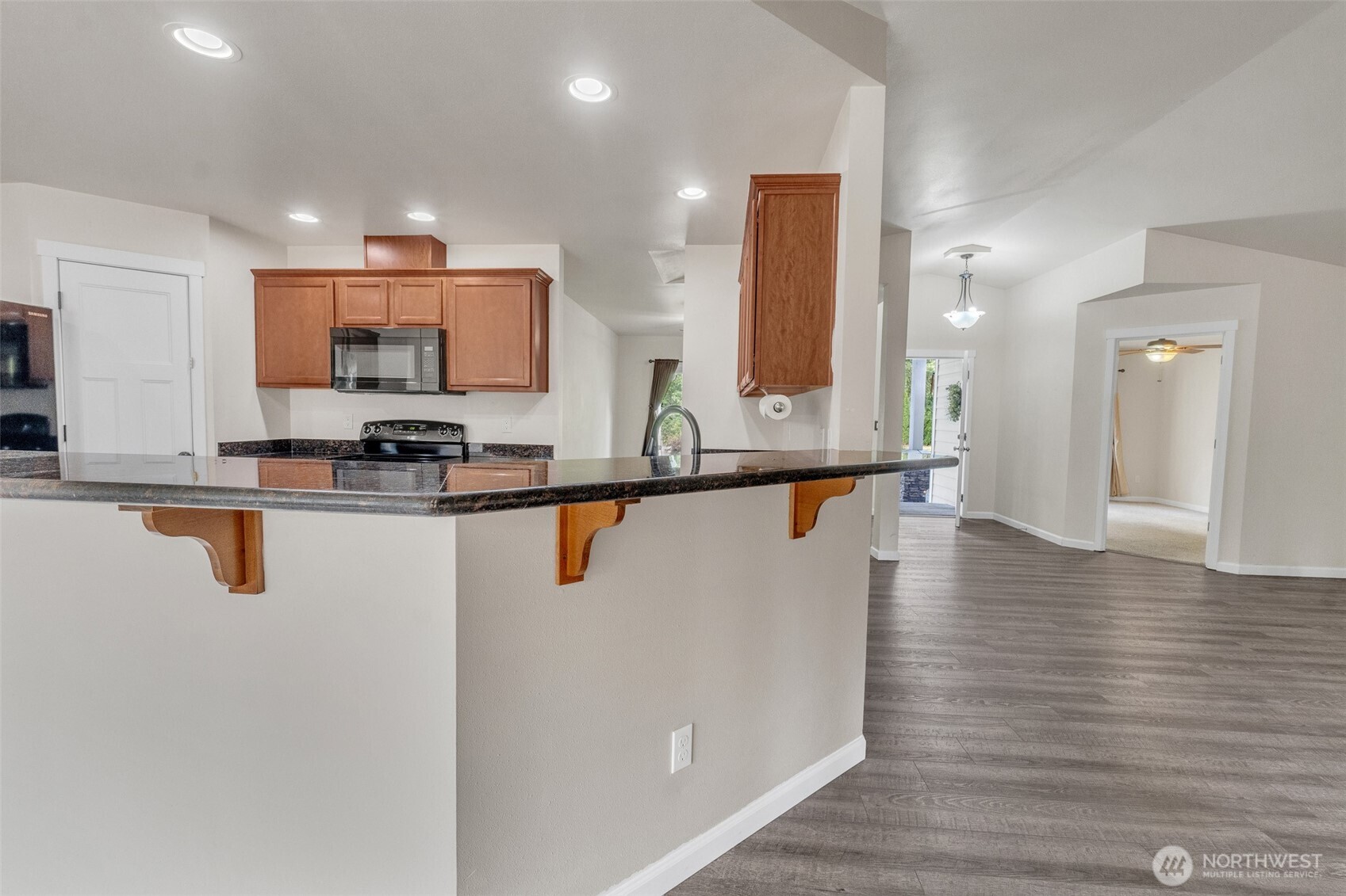 13915 Tomcat Lane Property Photo 10