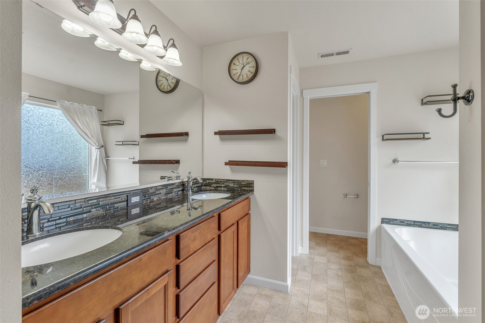 13915 Tomcat Lane Property Photo 16