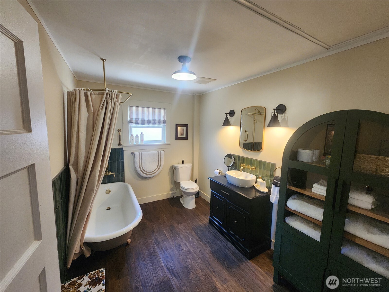 215 W Motor Avenue Property Photo 13